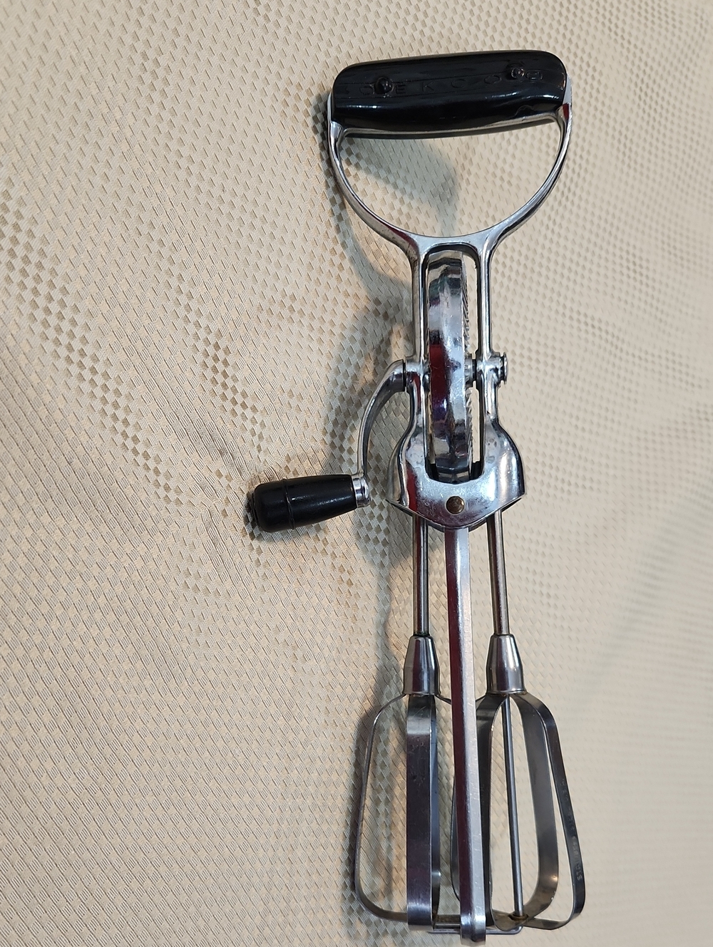 Vintage EKCO Hand Crank Egg Beater - Chrome & Black